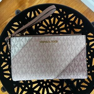 Pink Michael Kors Wallet